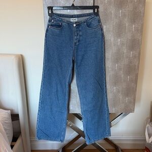 Women's Straight Leg Jeans in Mid Blue - Unbranded